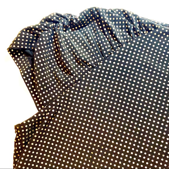 T04 Tommy Hilfiger Black Gold Gathered Short Sleeve Shirt - Picture 10 of 16